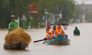 Lũ ở Huế - Đà Nẵng lên trở lại