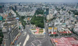 Đề xuất dời bãi giữ xe khách đi metro ở trung tâm TP HCM